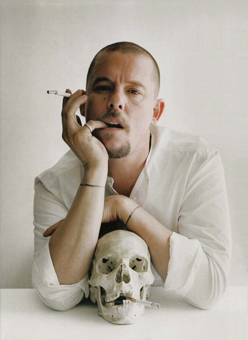 WHY ALEXANDER MCQUEEN IS ONE OF THE COOLEST FASHION DESIGNERS EVER